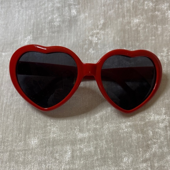 Accessories - Austin Motel Heart-Shaped Red Sunglasses
